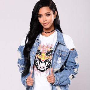 brand new jean jacket| super cute